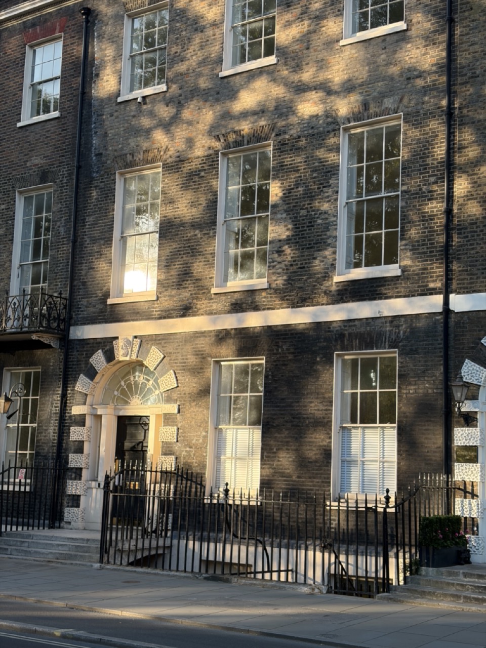Photograph of a private residence in Bloomsbury